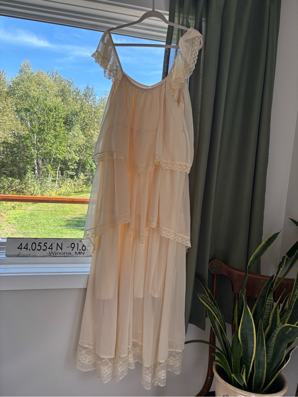 Nicola Cream Tiered Lace Maxi Dress